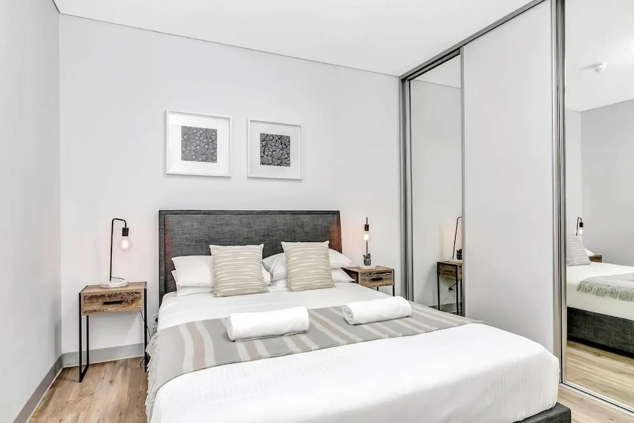 Recharge On Rundle Adelaide Apartman