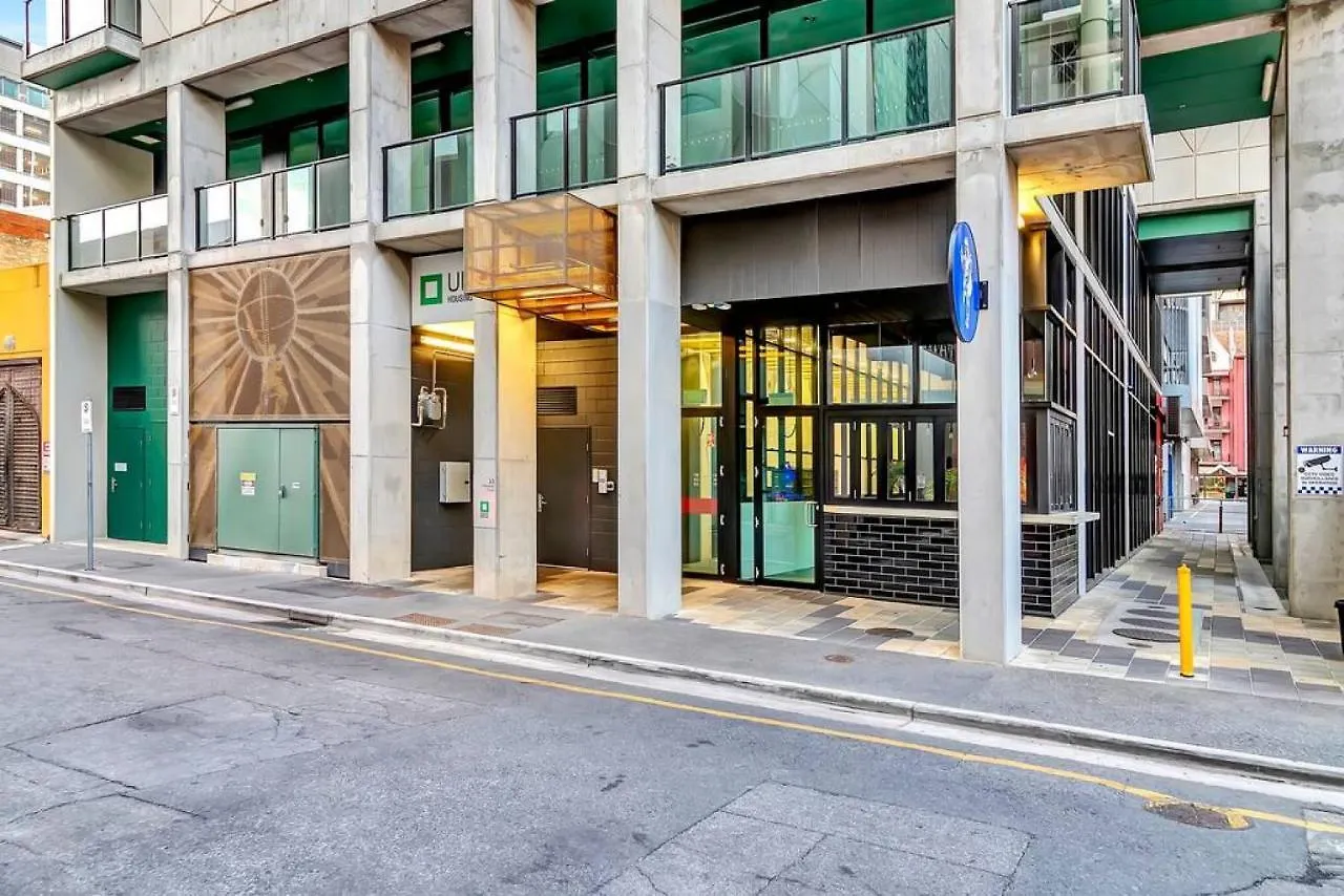 Recharge On Rundle Adelaide Apartman